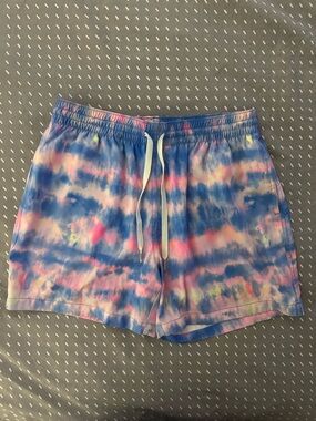 Chubbies Tie-Dye Swim Trunks in Blue and Pink 5.5”